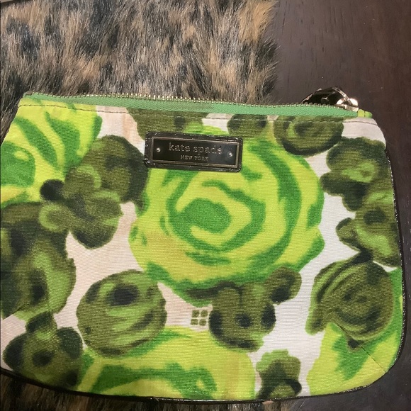 KATE SPADE WRISTLET + 2 MORE - Picture 4 of 13
